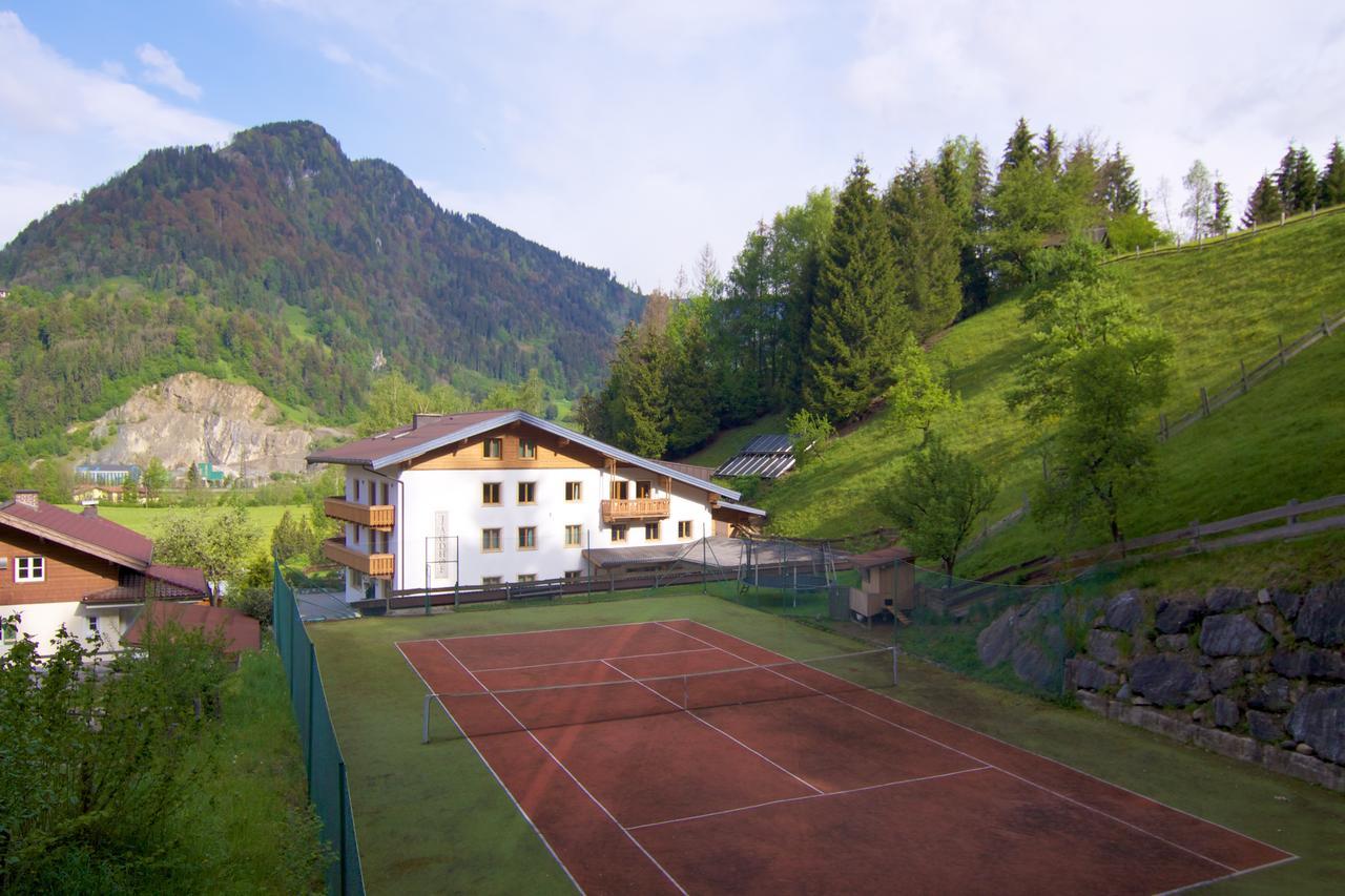 Der Jagdhof Aparthotel Sankt Johann im Pongau Exterior photo