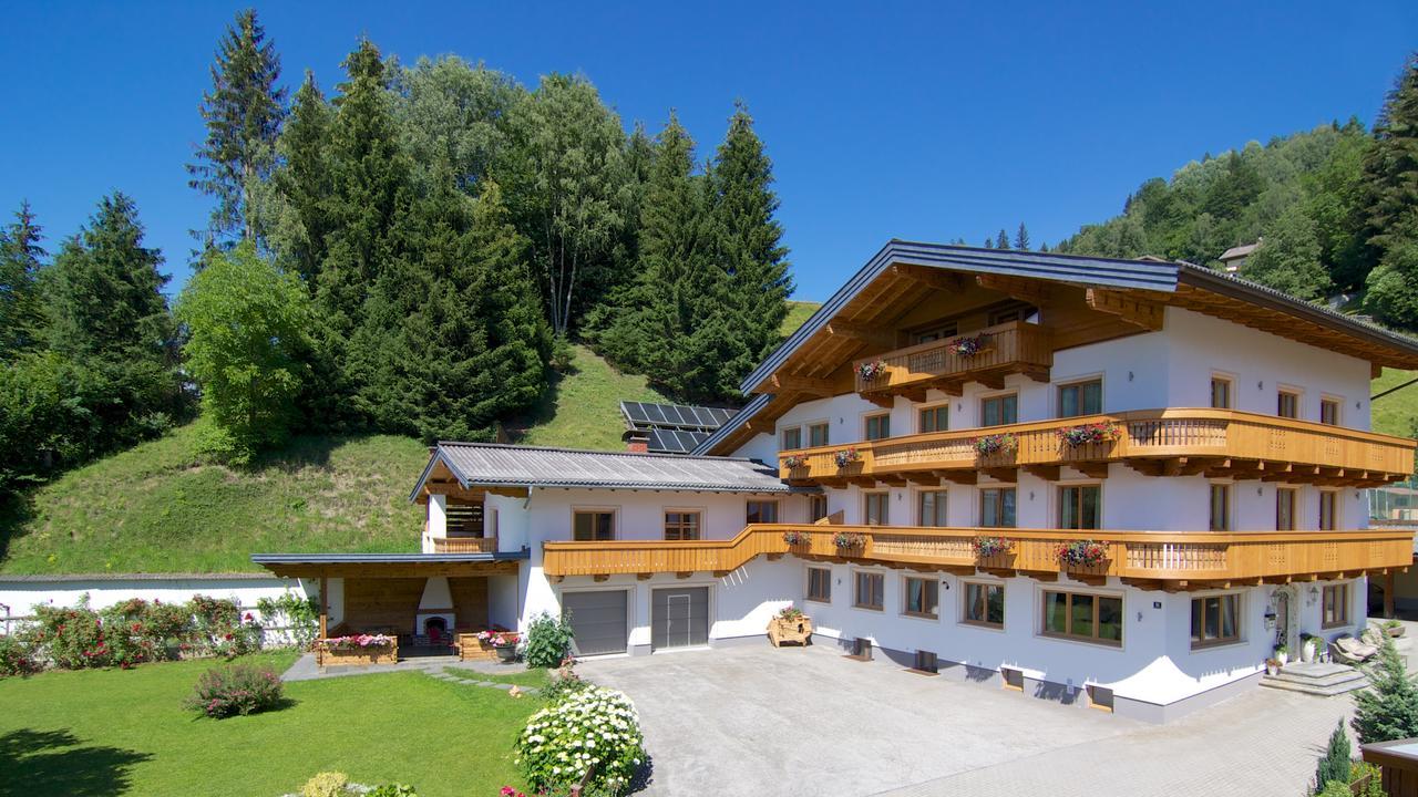 Der Jagdhof Aparthotel Sankt Johann im Pongau Exterior photo