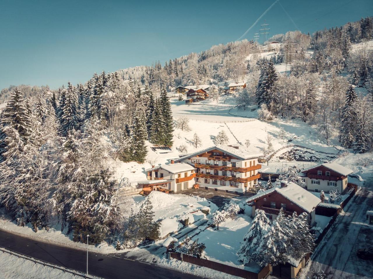 Der Jagdhof Aparthotel Sankt Johann im Pongau Exterior photo