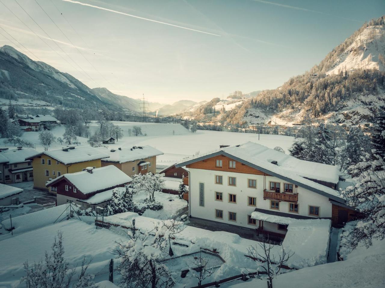 Der Jagdhof Aparthotel Sankt Johann im Pongau Exterior photo